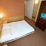 Good Morning Hotel