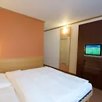 Good Morning Hotel 2*