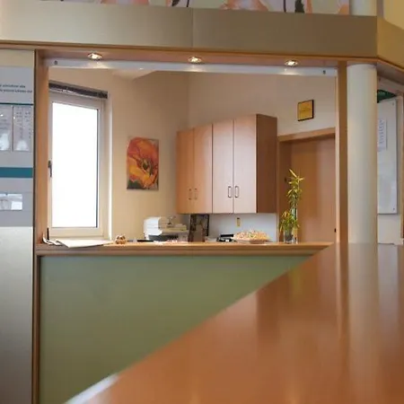 Good Morning Hotel 2*